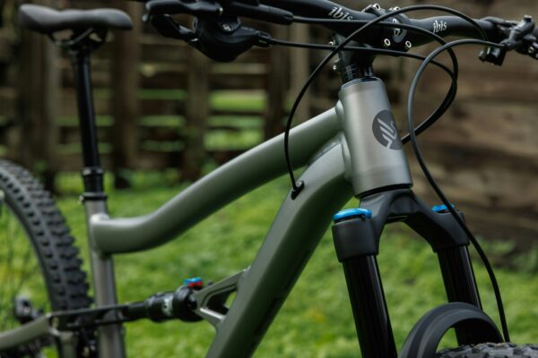 rowery górskie, ibis ripmo, rowery transition, rowery ibis, rowery enduro, rowery trail, ibis ripley, piasty hydra, piasty solix, industry nine, koła mtb, sklep rowerowy online