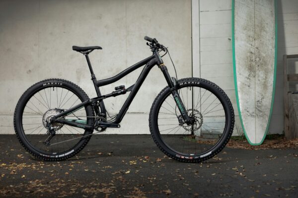 rowery górskie, ibis ripmo, rowery transition, rowery ibis, rowery enduro, rowery trail, ibis ripley, piasty hydra, piasty solix, industry nine, koła mtb, sklep rowerowy online