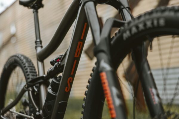 rowery górskie, ibis ripmo, rowery transition, rowery ibis, rowery enduro, rowery trail, ibis ripley, piasty hydra, piasty solix, industry nine, koła mtb, sklep rowerowy online